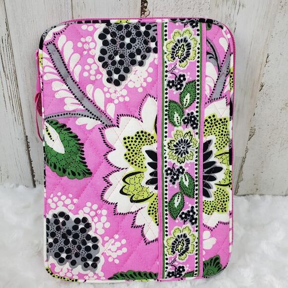 Vera Bradley Priscilla Pink E-Reader Zip Up Sleeve - Picture 1 of 7